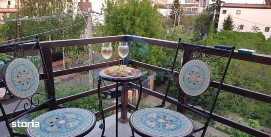 Apartament cu 2 camere semidecomandat în Băneasa