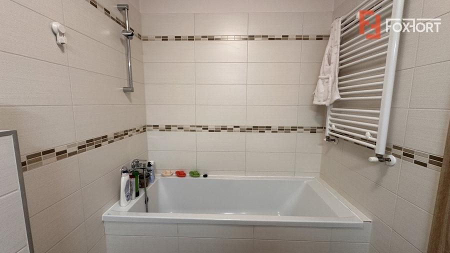 Duplex cu 4 camere cu Teren 351 Mp în Moșnița Veche