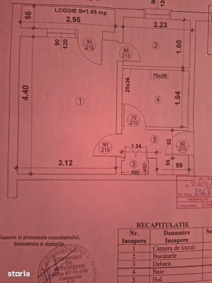 Garsonieră decomandată în Central