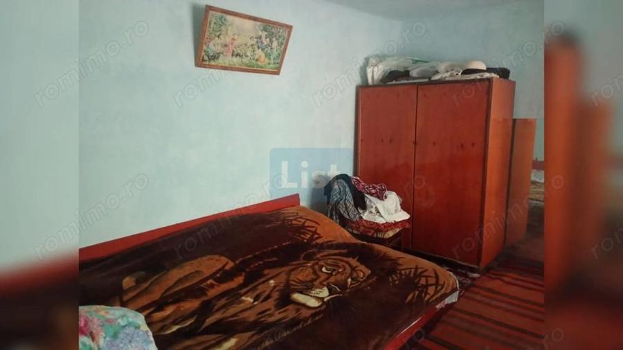 Casă cu Teren 1169 Mp în Șendreni