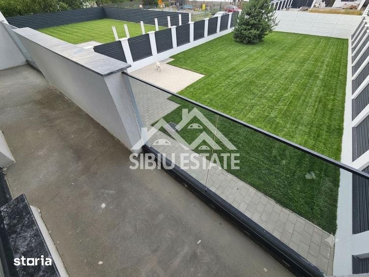 Casă cu 4 camere cu Teren 500 Mp în Central