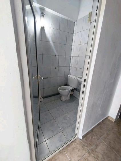 Garsonieră decomandată în Zahana