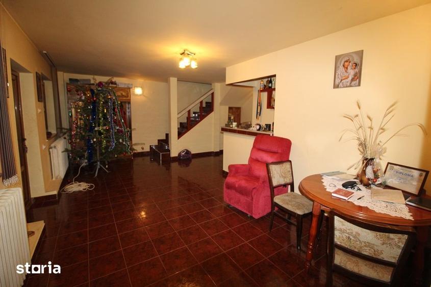 Casă cu 3 camere cu Teren 1500 Mp în Toplița