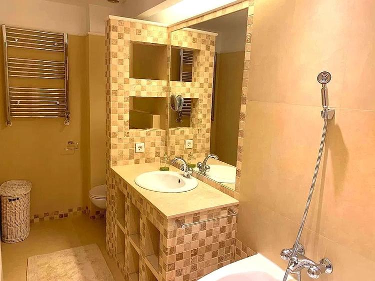 Apartament cu 2 camere decomandat, mobilat în Iancu Nicolae