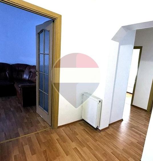 Apartament spatios 3 camere Etaj 1 BRÂNDUȘELOR-BRASOV - 6
