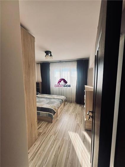 Apartament cu 2 camere decomandat, mobilat în Republicii