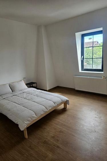 Apartament cu 3 camere în Ultracentral