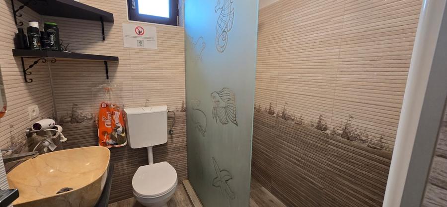 Apartament cu 2 camere decomandat, mobilat în Central