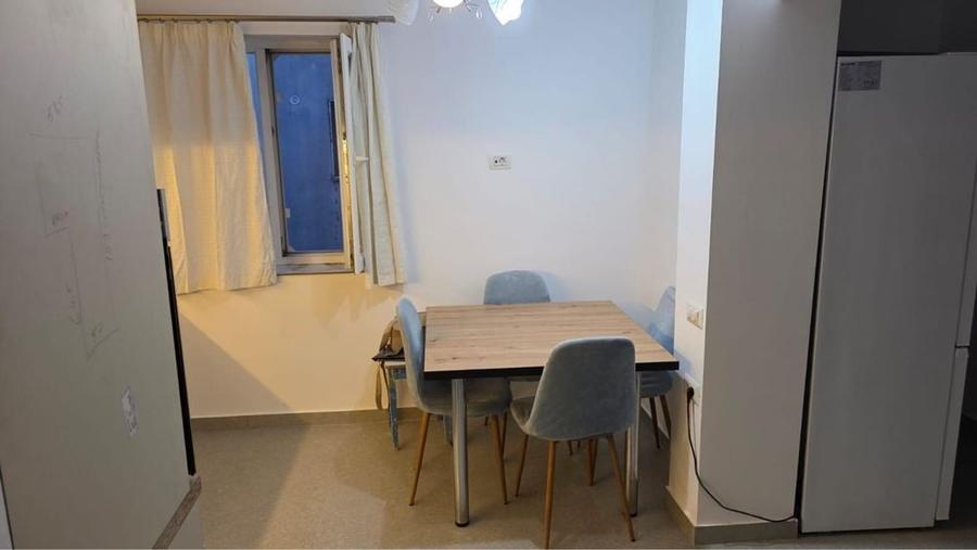Apartament cu 3 camere în Doamna Ghica