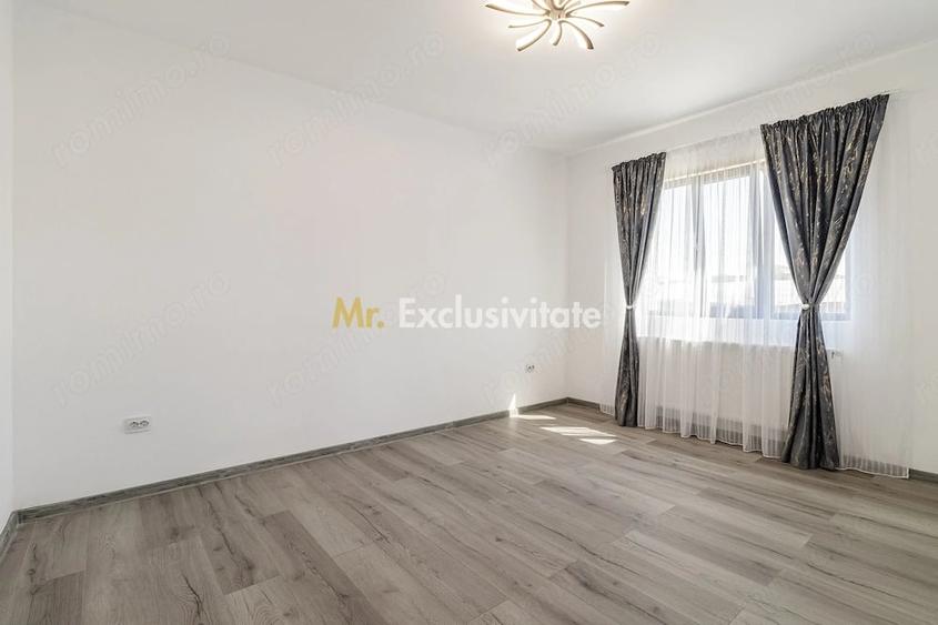 Casă cu Teren 457 Mp în Dobreni