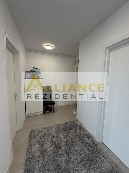 Apartament cu 2 camere decomandat, mobilat în Splaiul Unirii