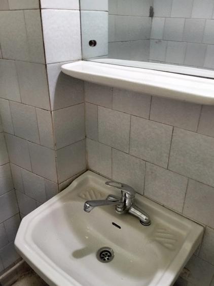 Apartament cu 2 camere nedecomandat în Central