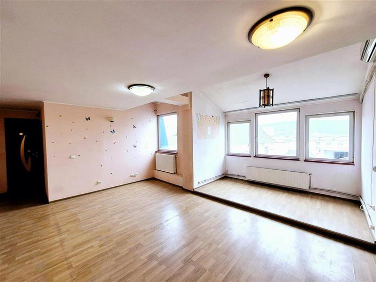Apartament cu 2 camere semidecomandat în Alexandru cel Bun