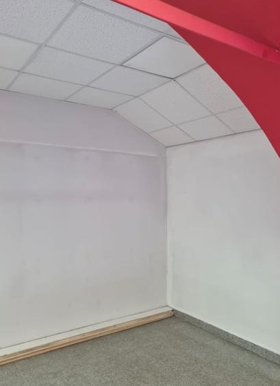 Spațiu comercial, de 100 mp, în Ultracentral