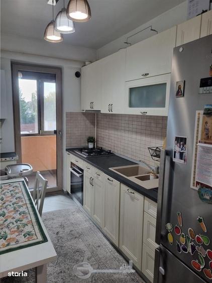 Apartament cu 3 camere decomandat în Lunca Cetățuii