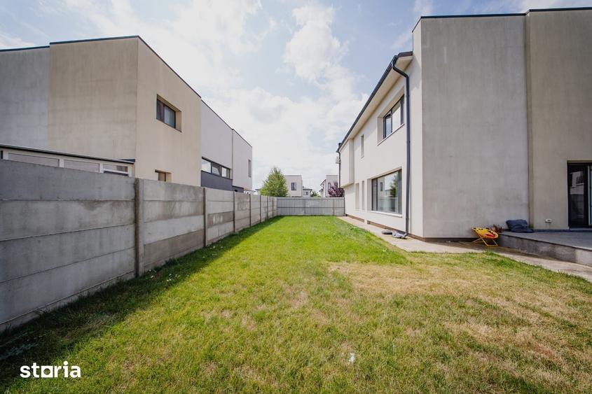 Casă cu 4 camere cu Teren 300 Mp în Tunari