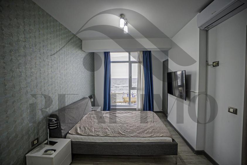 Apartament cu 3 camere decomandat în Sud