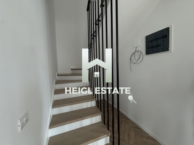Duplex cu 5 camere cu Canalizare în Dumbrăvița