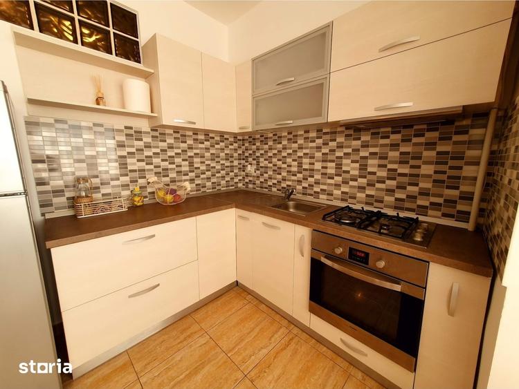 Apartament cu 3 camere în Dămăroaia