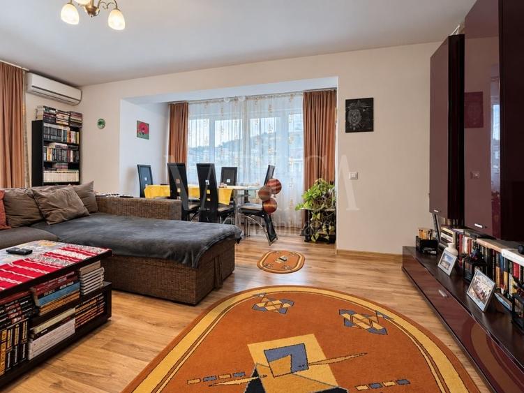 Apartament cu 2 camere semidecomandat în Florești