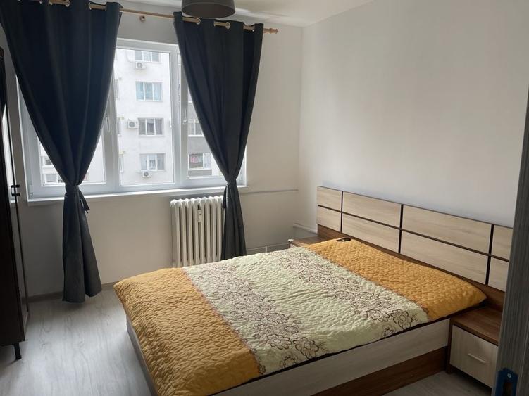 Apartament cu 2 camere decomandat în Păcii