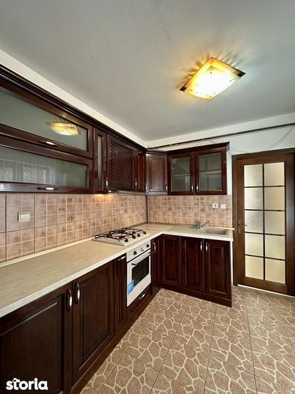 Apartament cu 3 camere în Bucium