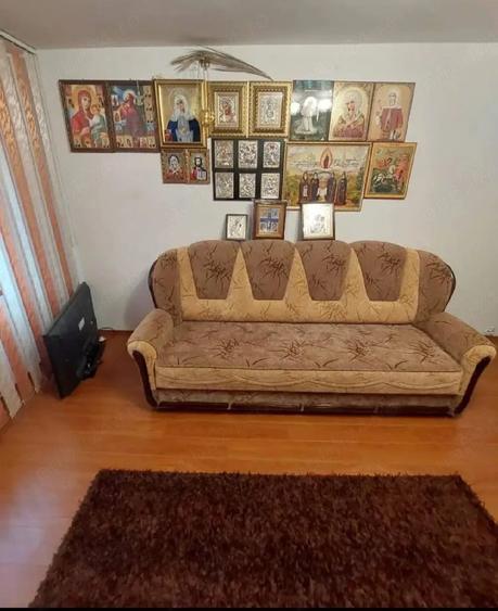 Casă cu 2 camere cu Teren 400 Mp în Petros