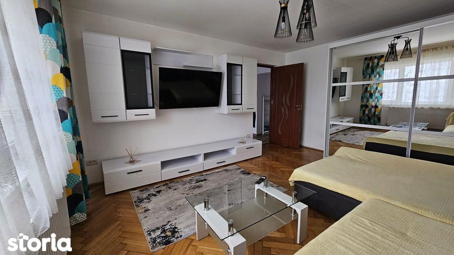 Pia?a de Miercuri, zona de case, apartament pet friendly - 10