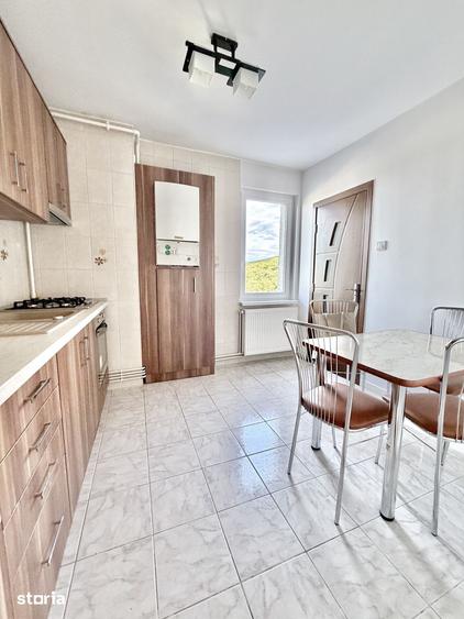 Apartament cu 2 camere decomandat în 7 Noiembrie