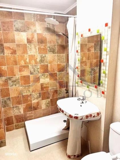 Apartament cu 4 camere decomandat, mobilat în Unirii Sud