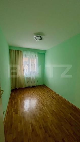 Apartament cu 3 camere decomandat, mobilat în Orăștie