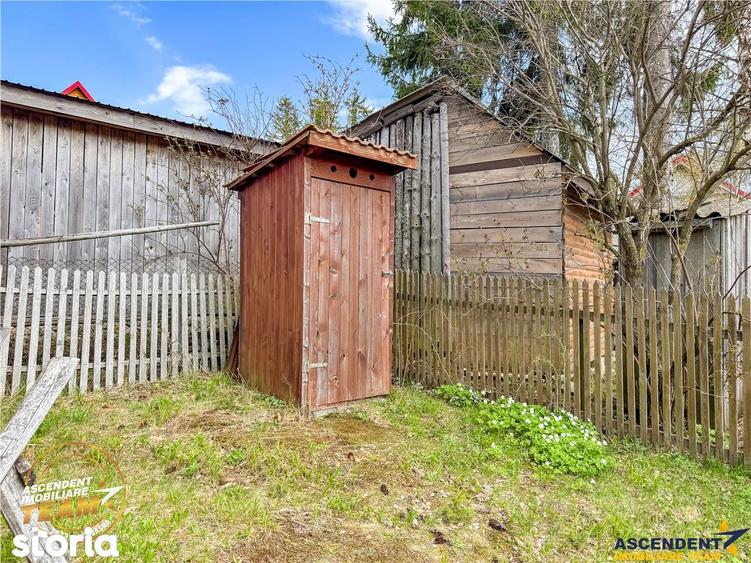 Casă cu 2 camere cu Teren 553 Mp în Sâncrai