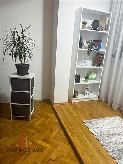 Apartament cu 2 camere decomandat în 7 Noiembrie