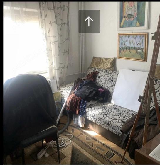 Apartament cu 4 camere decomandat în Crihala
