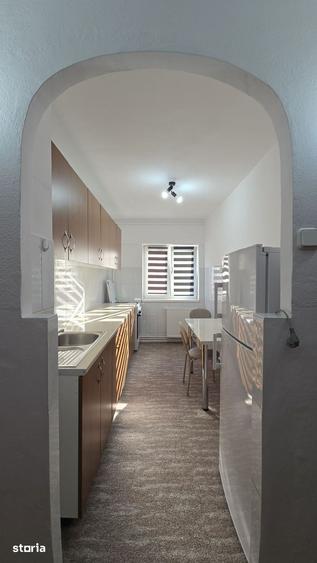 Apartament cu 2 camere decomandat în Vitrometan