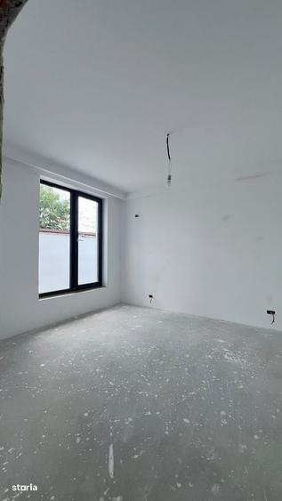 Casă cu 4 camere în Bucureștii Noi