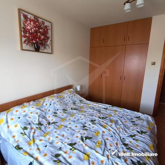 Casă individuală cu 6 camere cu Canalizare în Între Lacuri