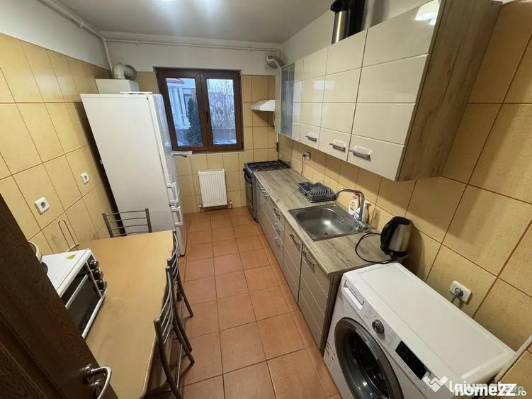 Apartament cu 2 camere decomandat în Palazu Mare