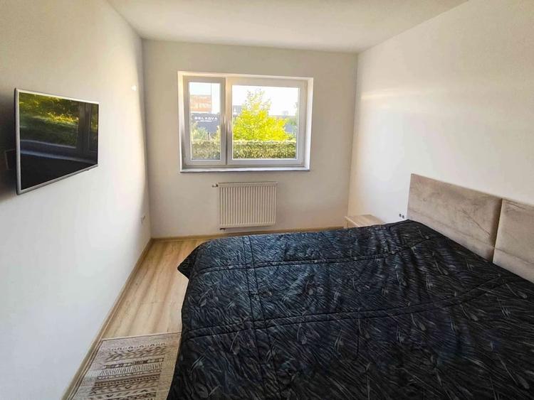 Apartament cu 2 camere decomandat în Tei