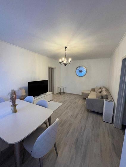 Apartament cu 2 camere decomandat, mobilat în 1 Mai