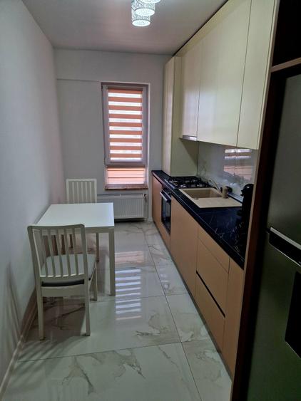 Apartament cu 2 camere decomandat în Exterior Vest