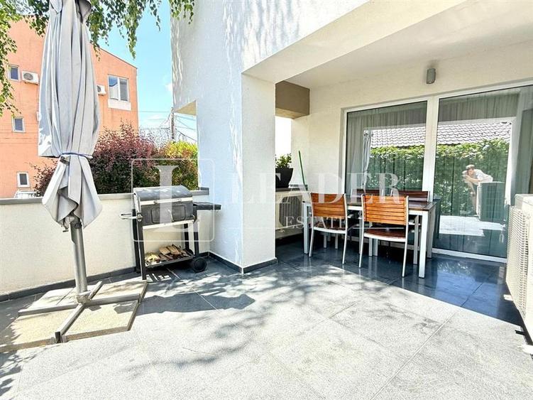 Apartament cu 4 camere decomandat, mobilat în Pipera