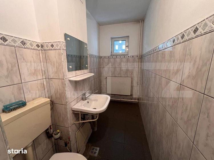 Spațiu comercial, de 80 mp, în Central
