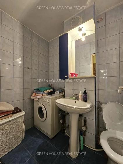 Apartament 4 camere, etaj 2 zona Ion Creanga - 1