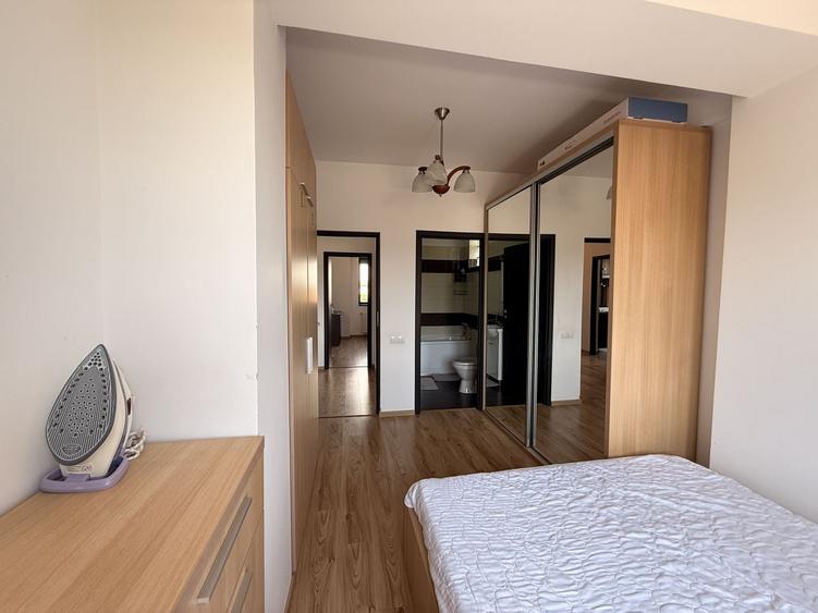 Apartament cu 3 camere decomandat, mobilat în 1 Mai