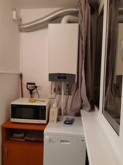 Apartament cu 2 camere decomandat în Runcu