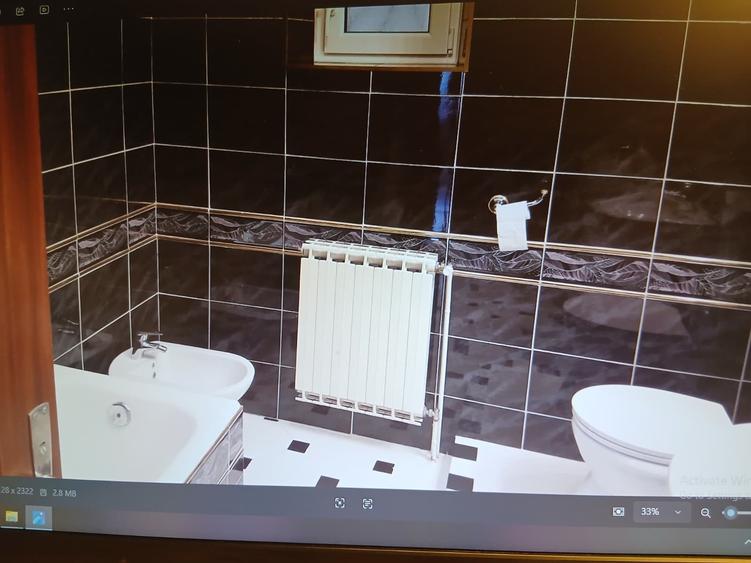 Apartament cu 3 camere decomandat în Primăverii