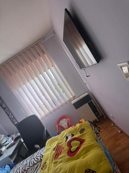 Apartament cu 2 camere decomandat în Piața