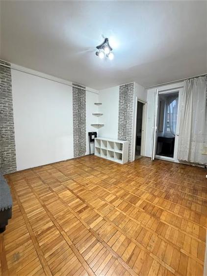 Garsonieră semidecomandată în Astra