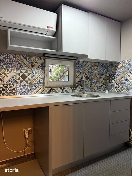 Apartament cu 3 camere în Piața Centrală